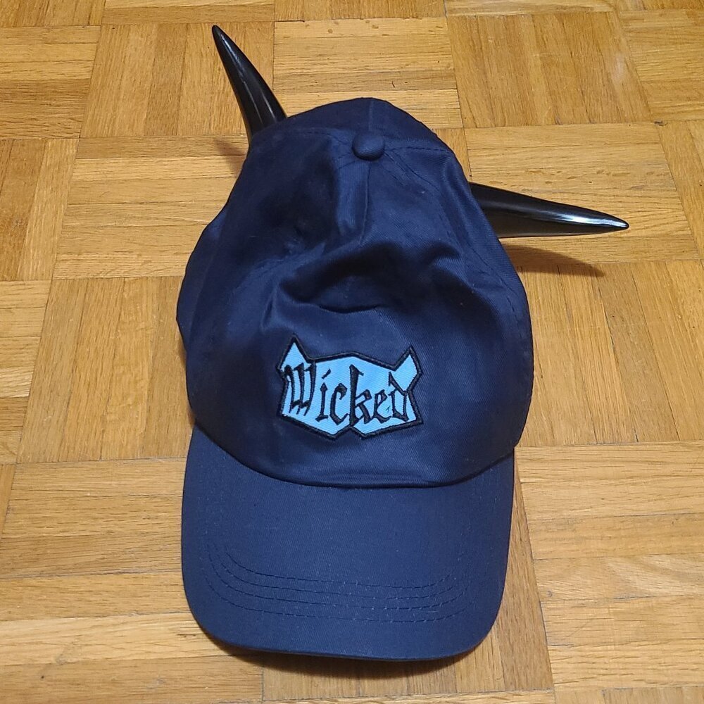 *4 for $30* Wicked Hat with Horns - Cap